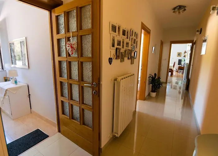 M. De Dominisa 5 Rab Town