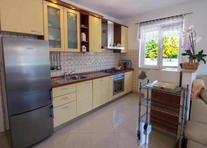 Apartman M. De Dominisa 5