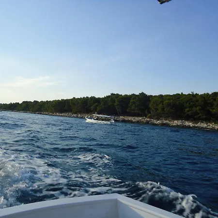 M. De Dominisa 5 * Rab Town