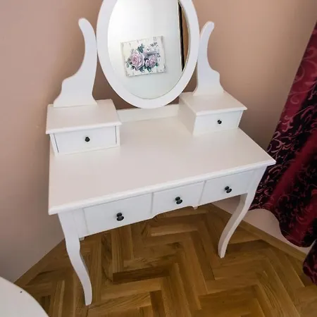 M. De Dominisa 5 Rab Town