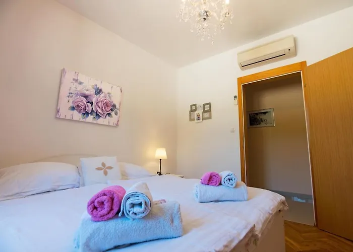 M. De Dominisa 5 Lägenhet